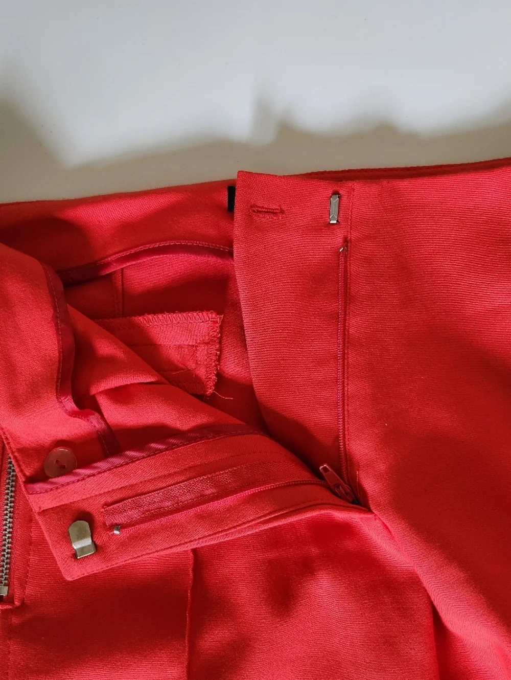 Zara Basic Red Tailored Pants - Picture 9 of 10
